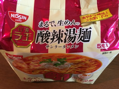 日清ラ王酸辣湯麺