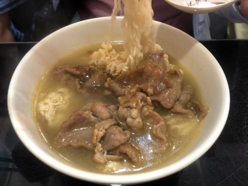 喜喜焼臘茶餐庁の食事